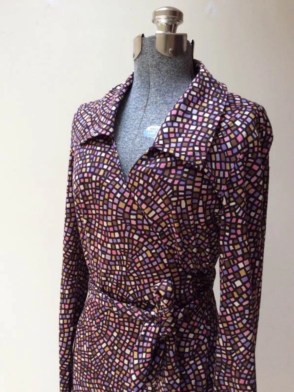 Diane Von Furstenberg Purple Mosaic-Print Long Sleeve Wrap Dress - Picture 3 of 4